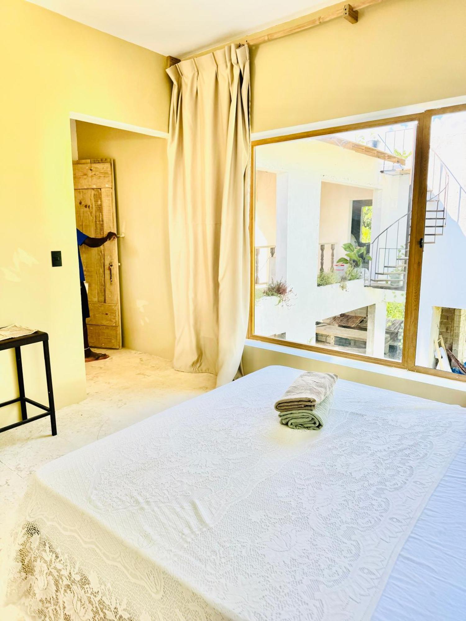 Suami S Room Casa Padura كاباريتي المظهر الخارجي الصورة